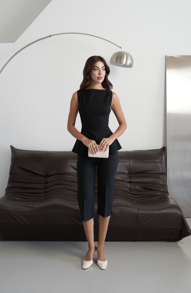 Kolsuz Peplum Bluz